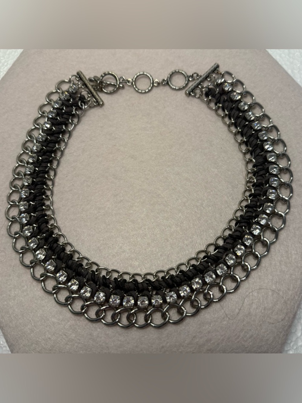Premier Designs Choker Necklace Silver Tone links black suede ribbon rhinestones